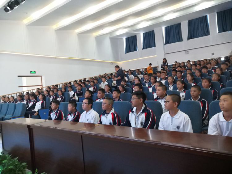 冰雪运动课程进校园走进宽城区实验学校