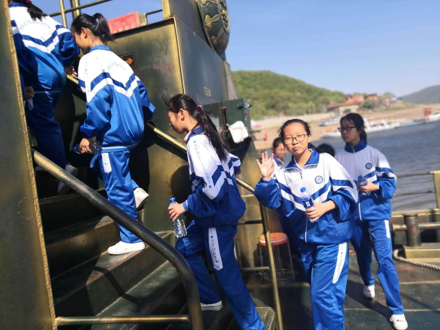 1557724995369857.jpg ac56deadb718084754e878062df995a.jpg